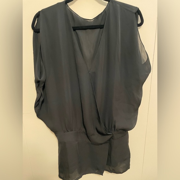 Swim coverup - Picture 3 of 4